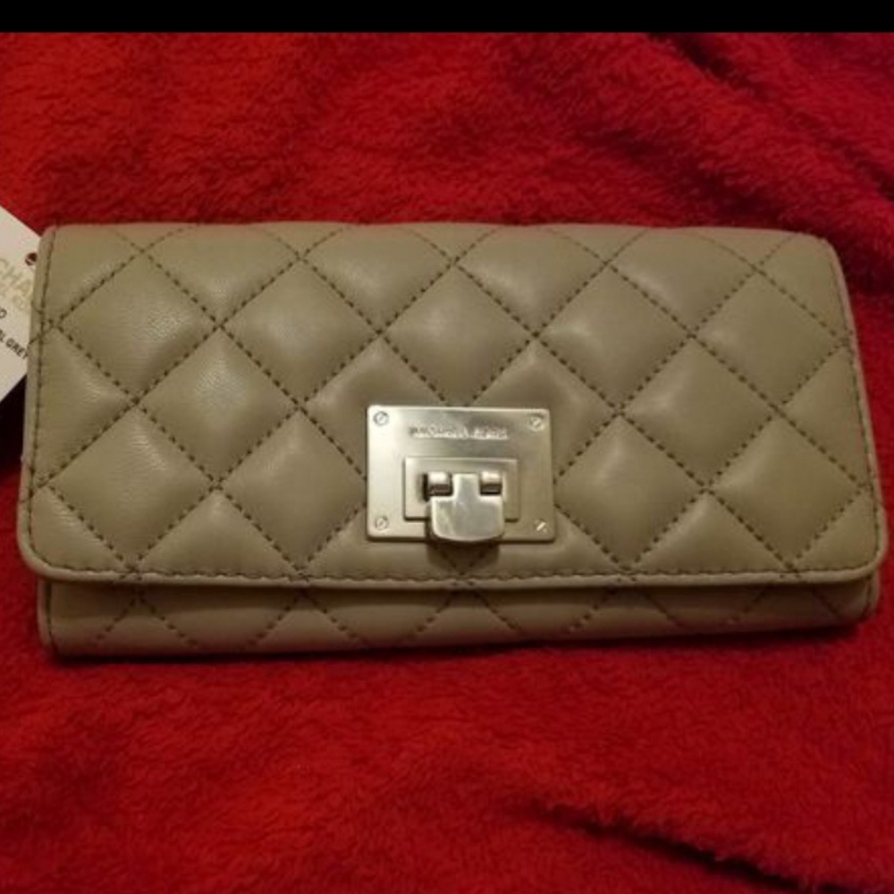 Michael Michael Kors leather wallet